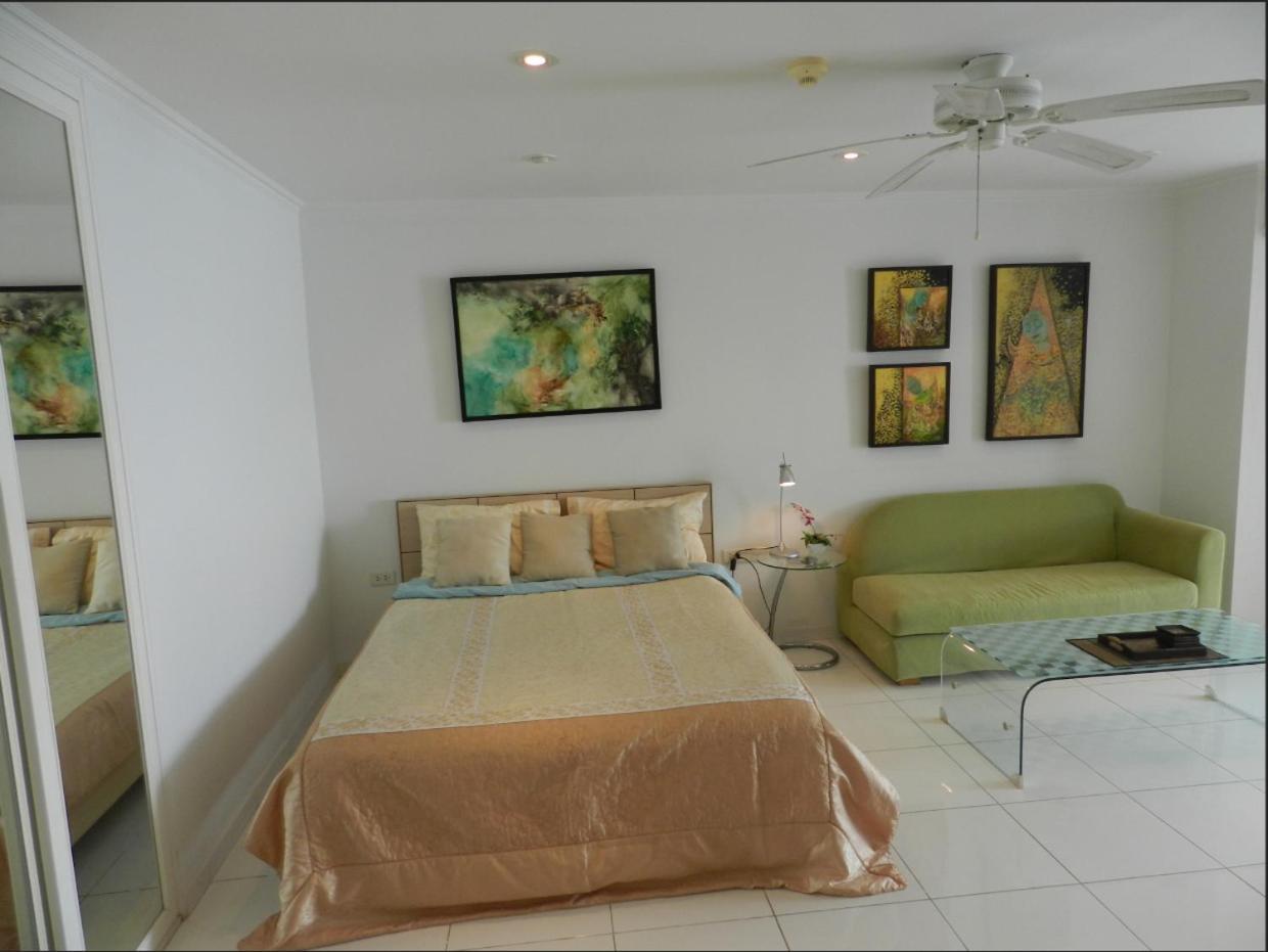 Jomtien Plaza Condotel 部屋 写真