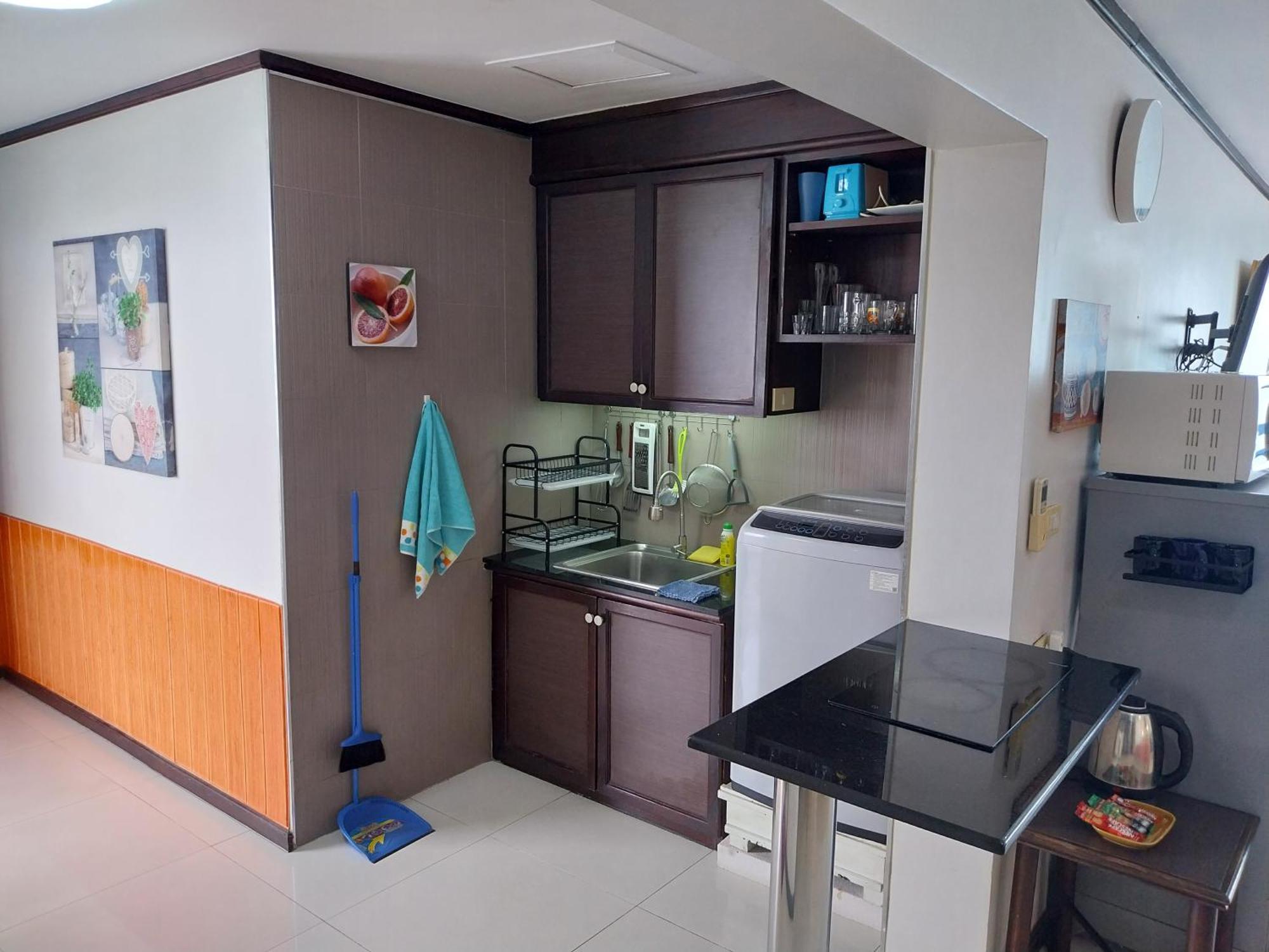 Jomtien Plaza Condotel 部屋 写真